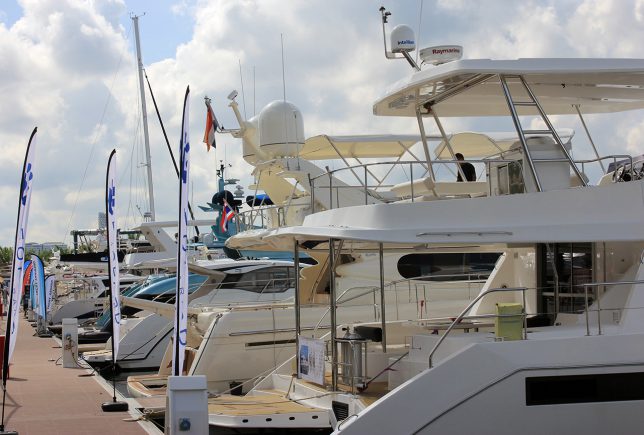 Ocean Marina Pattaya Boat Show 2016 welcomes a record line-up of boats.